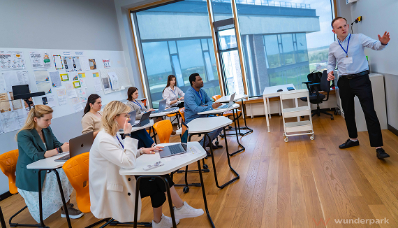 10 образовательных секций